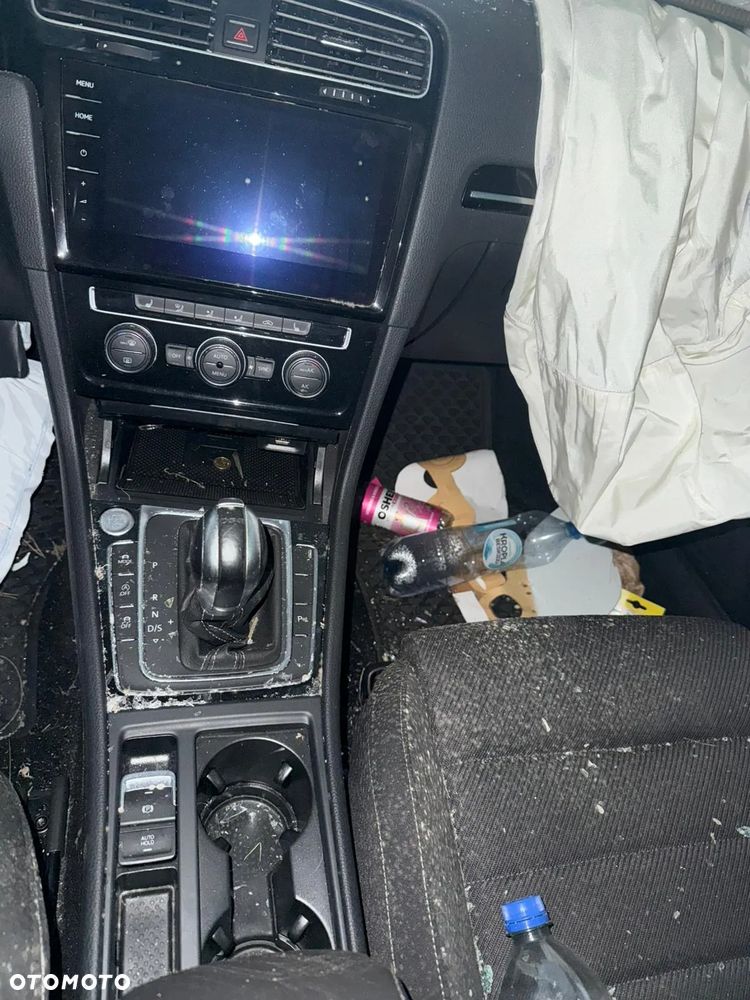 Volkswagen Golf R 4Motion (BlueMotion Technology) DSG - 11