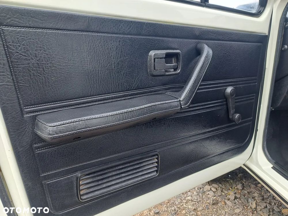 Volkswagen Caddy - 22