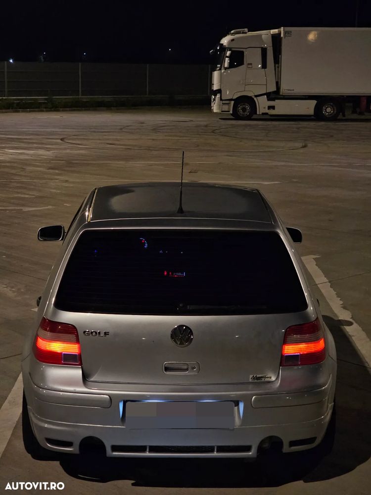 Volkswagen Golf 1.4 Comfortline - 2