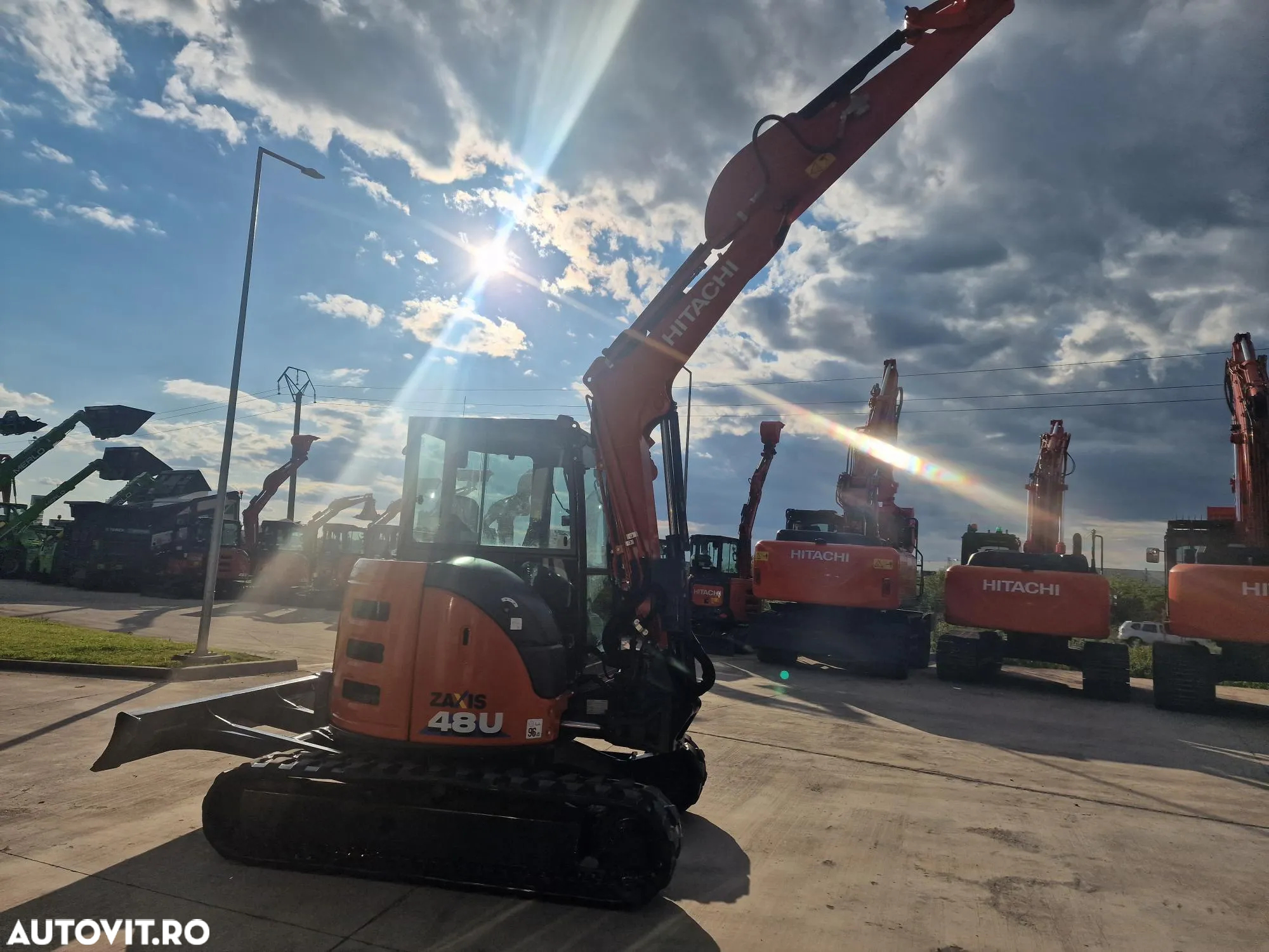 Hitachi ZX48, 5 TONE, 2023, 826h, CUPA NOUA,  44900 EUR+Tva, inst picon, senile 90% ok, computer de bord, produs in JAPONIA, CA SI NOU, posibilitate lkeasing 4 ani-PROMOTIE 44900 EUR+Tva - 25