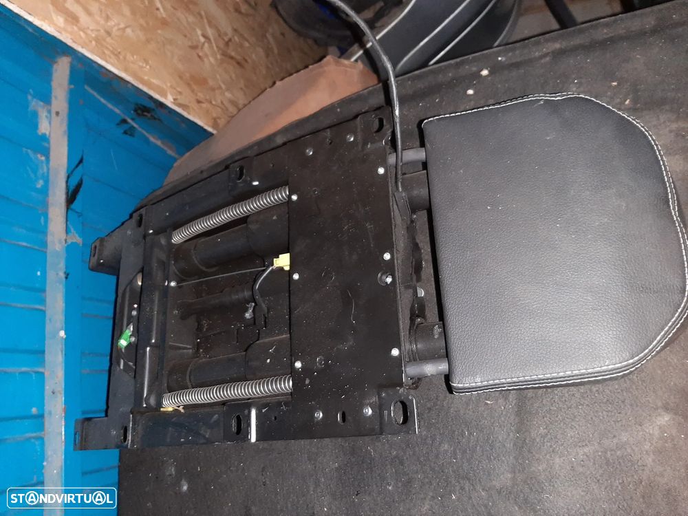 Encosto de cabeça Mercedes Classe E W207 Cabrio cabeceiras - 1