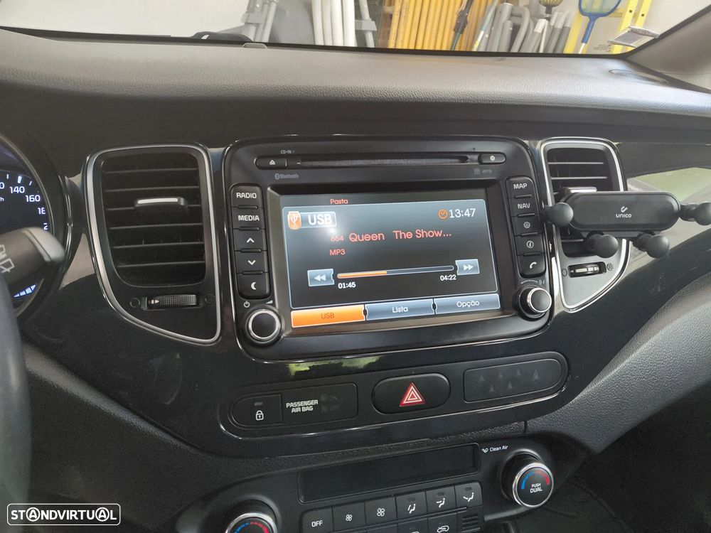 Kia Carens 1.7 CRDi ISG TX - 8