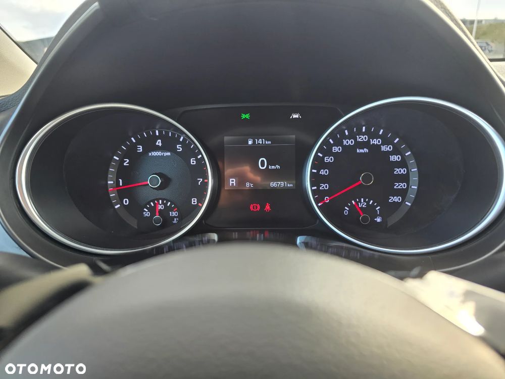 Kia Ceed - 6
