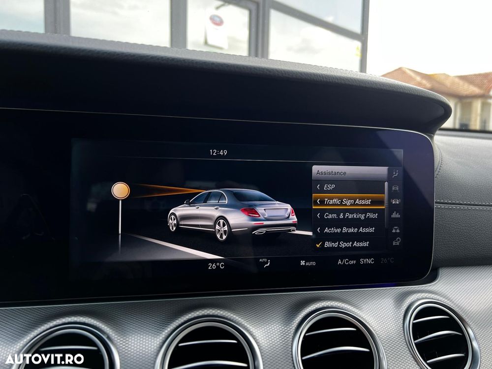 Mercedes-Benz E - 30