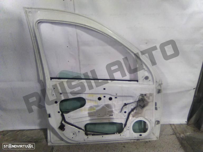 Porta Frente Esquerda  Opel Combo C [2002_2012] 1.3 Cdti 16v - 2