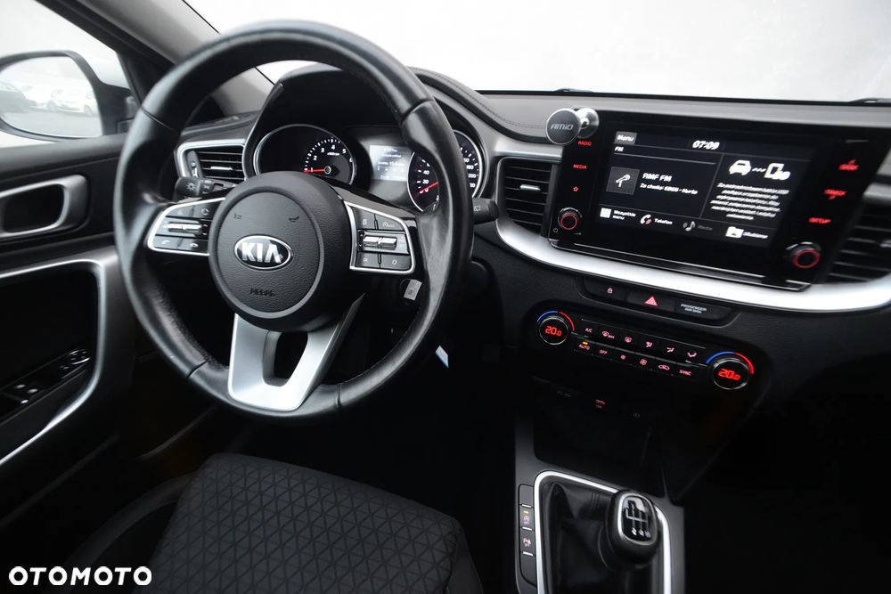 Kia Ceed 1.4 T-GDI L - 8