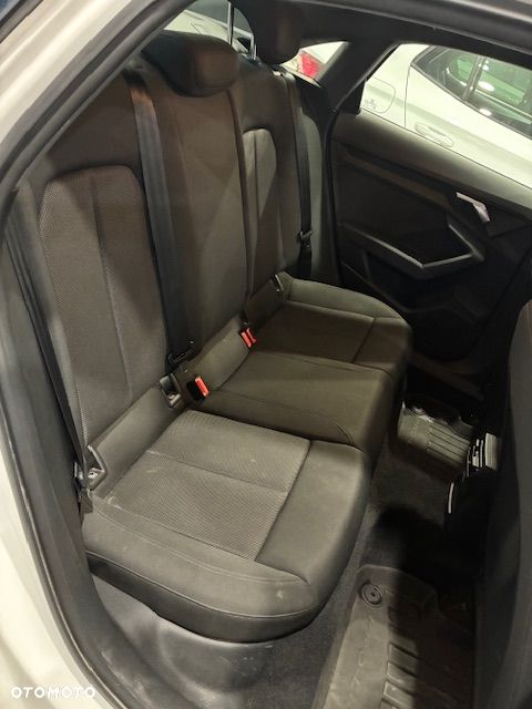 Audi A3 Limousine 35 TFSI mHEV S tronic - 16