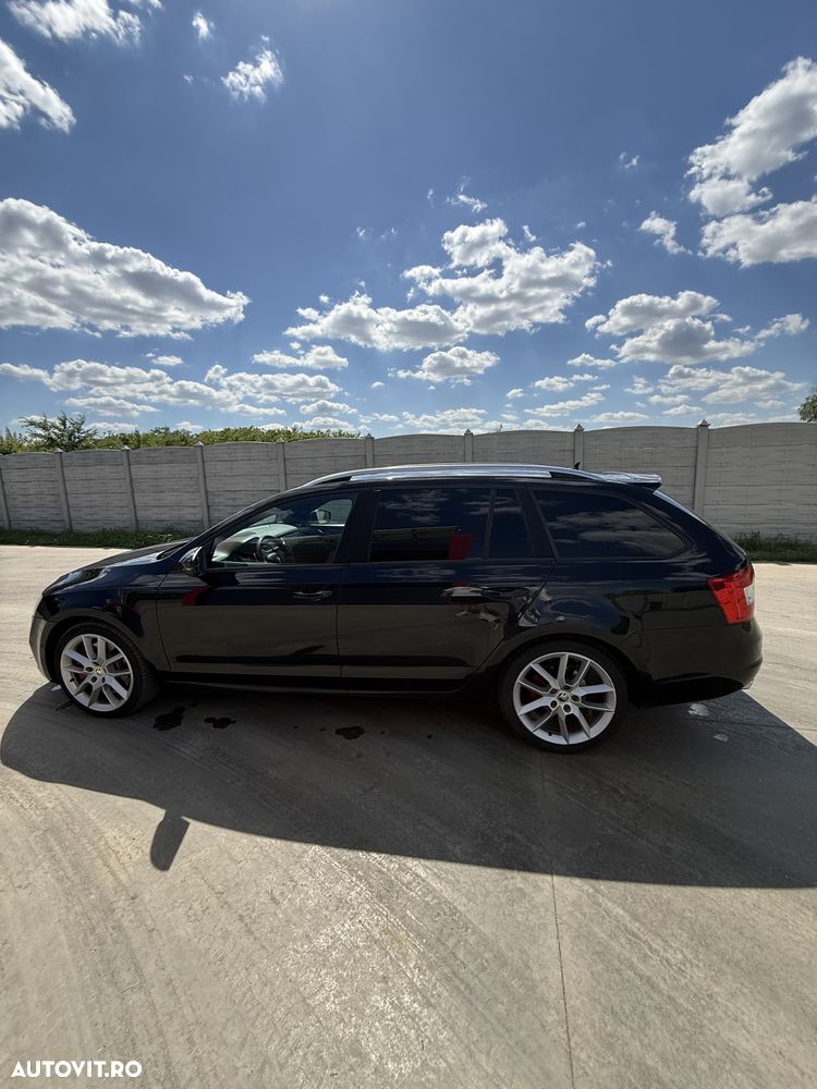 Skoda Octavia 2.0 TDI DSG RS - 6