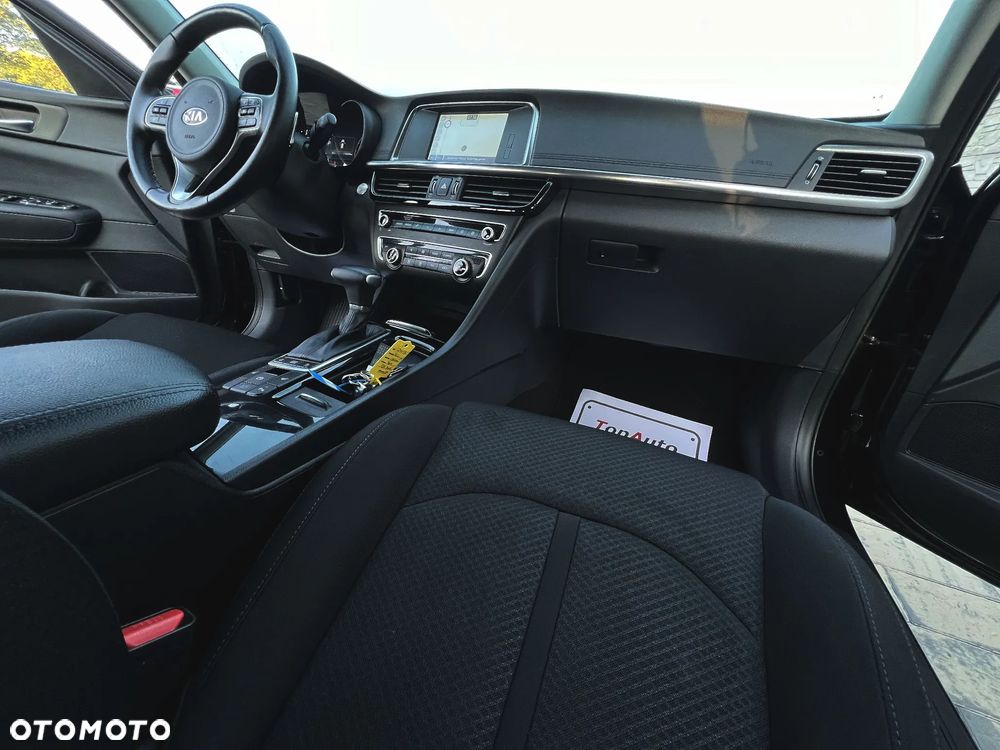 Kia Optima 1.7 CRDI L DCT - 17