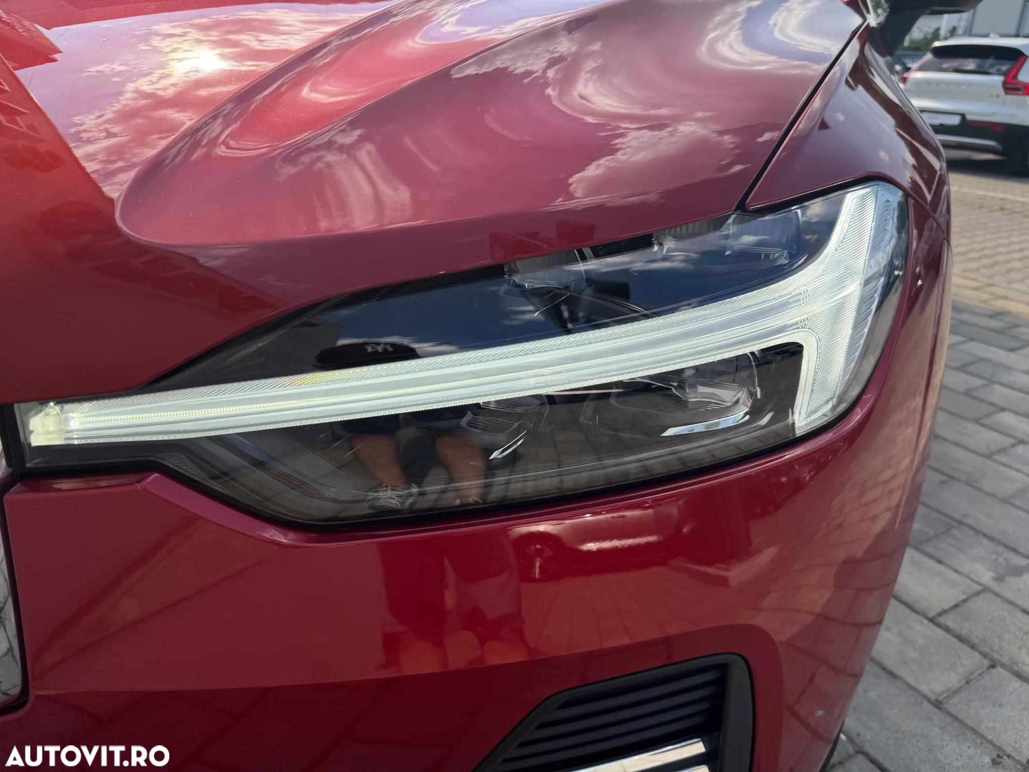 Volvo XC 60 B4 MHEV AT AWD Core - 31
