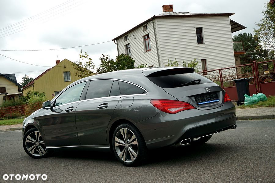 Mercedes-Benz CLA 180 Peak Edition - 6