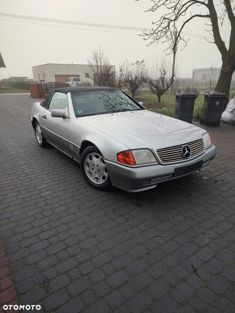 Mercedes-Benz SL - 1