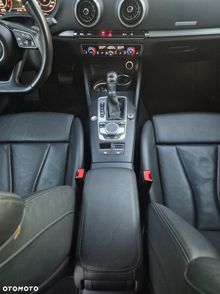 Audi A3 Sportback - 15