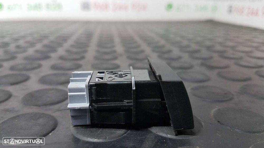 CONTROLE DE BLOQUEIO DE PORTA RENAULT CLIO IV LIMITED - 3