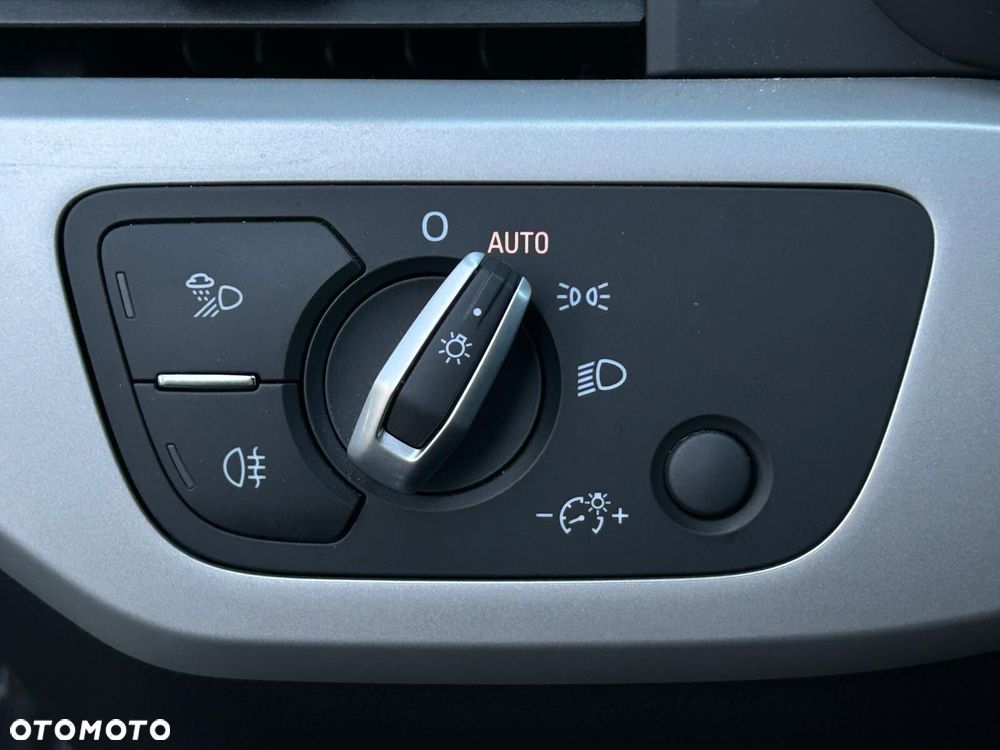 Audi A4 Limousine - 20