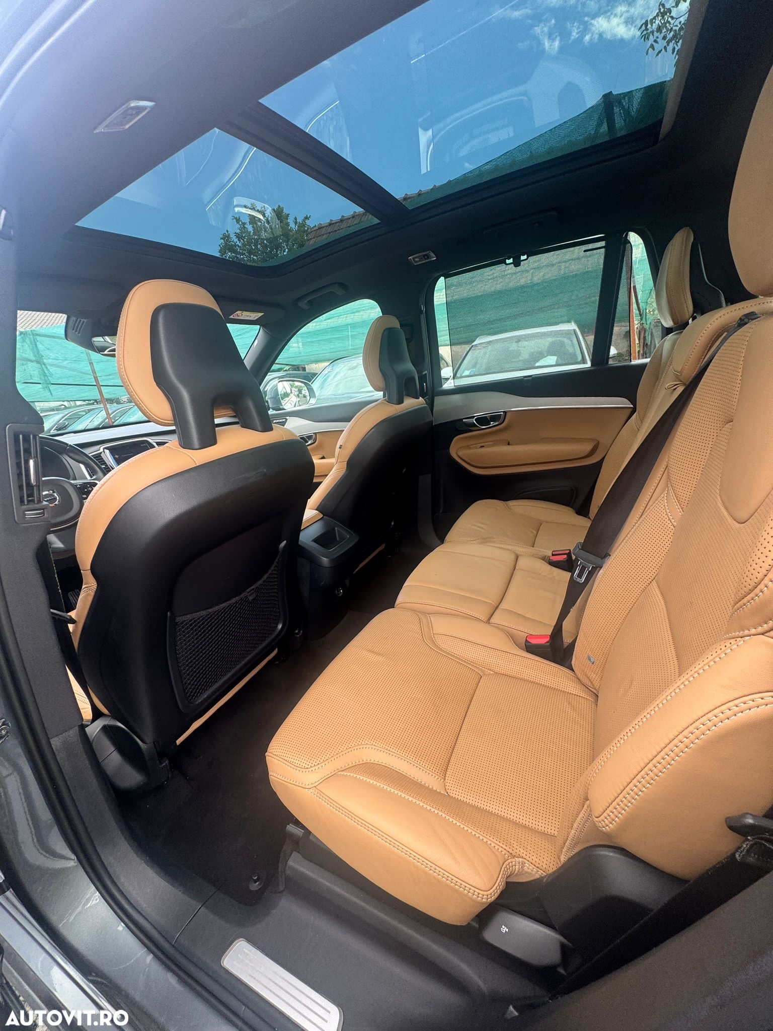 Volvo XC 90 - 21