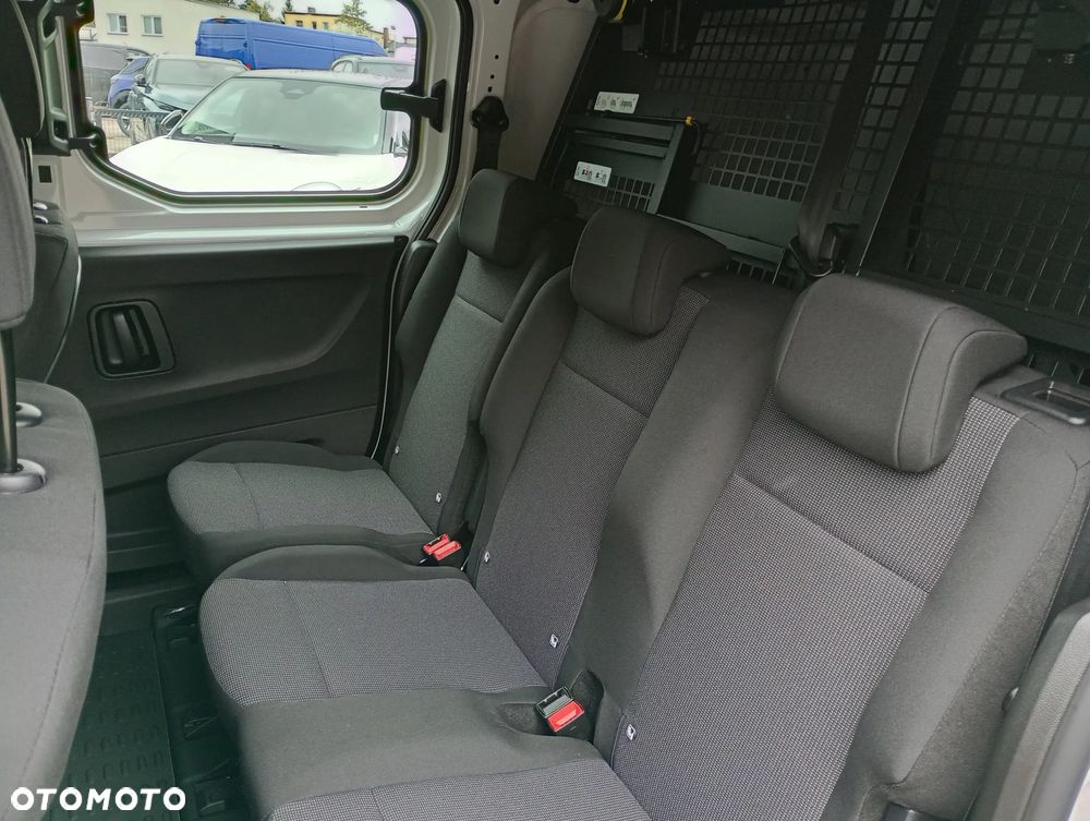 Citroën Berlingo załogowy XL 130KM automat - 27