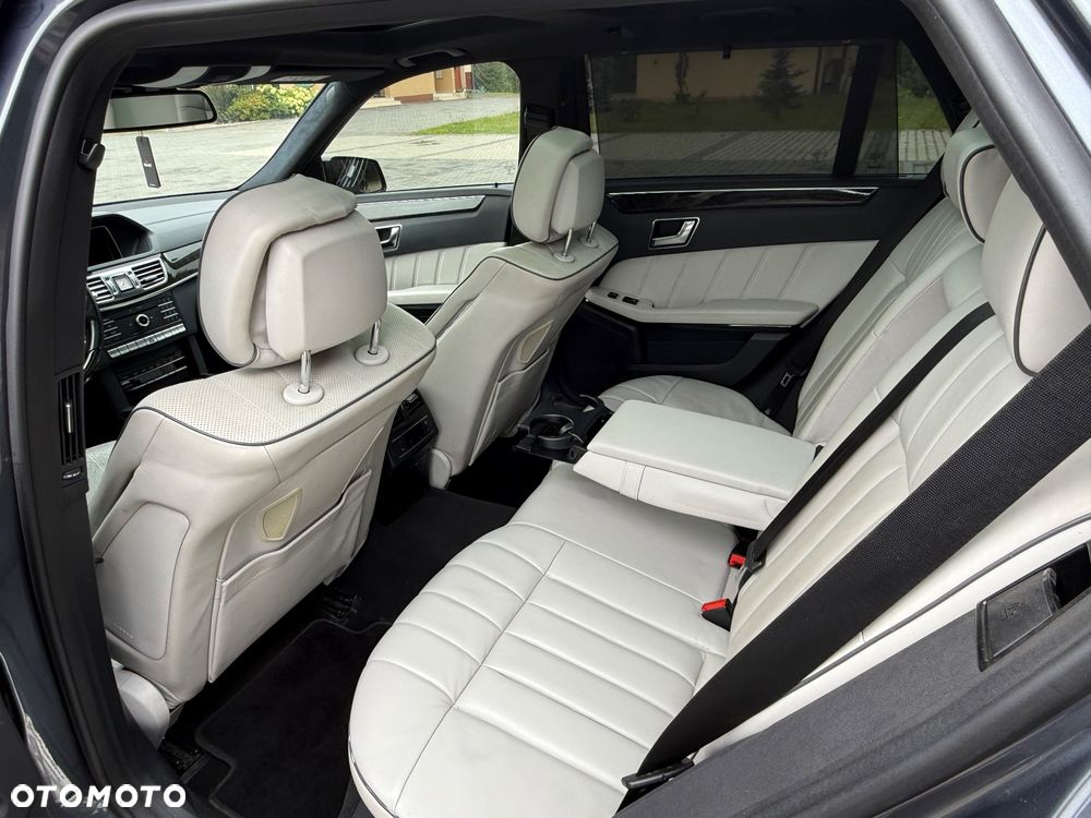 Mercedes-Benz Klasa E 350 BlueTEC 4-Matic Avantgarde - 23