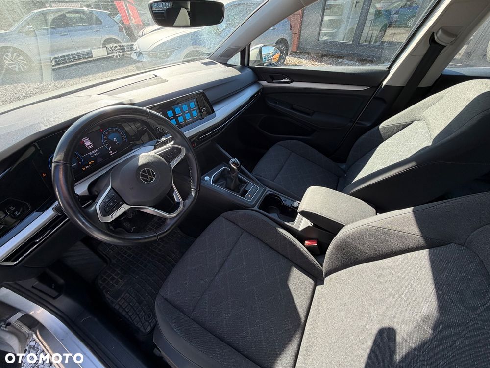 Volkswagen Golf 1.5 TSI BMT Comfortline - 28