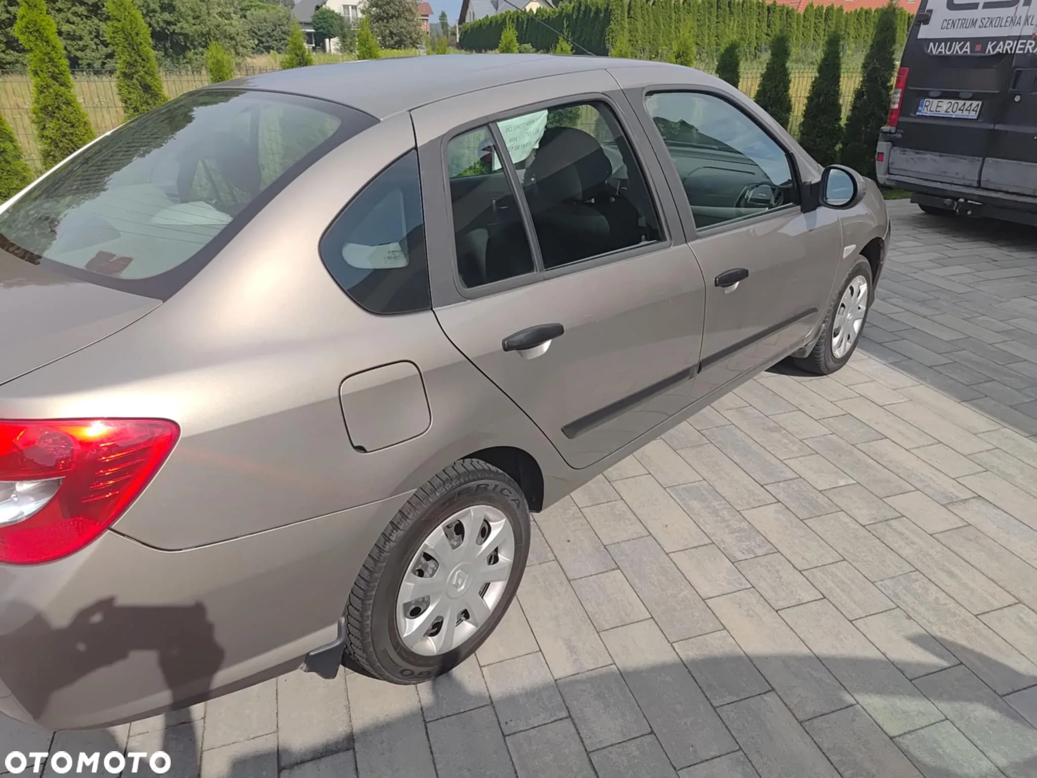 Renault Thalia 1.2 16V Alize - 3