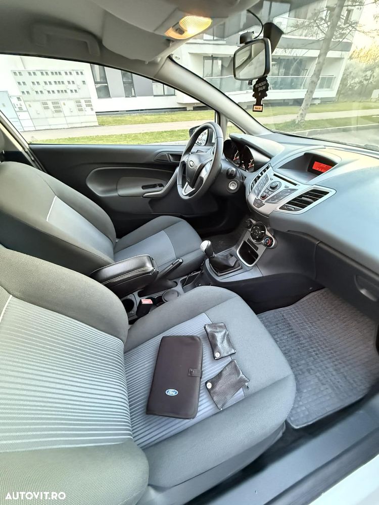 Ford Fiesta 1.25 Trend - 7