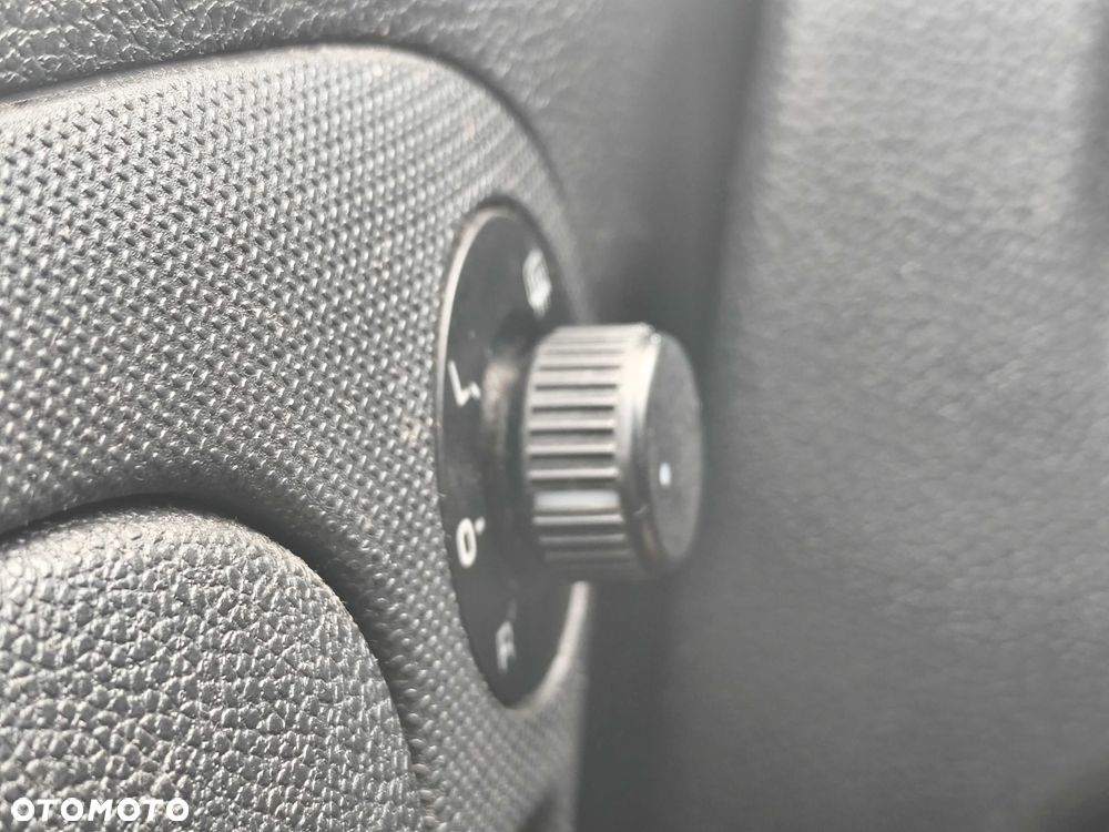 Skoda Fabia - 11