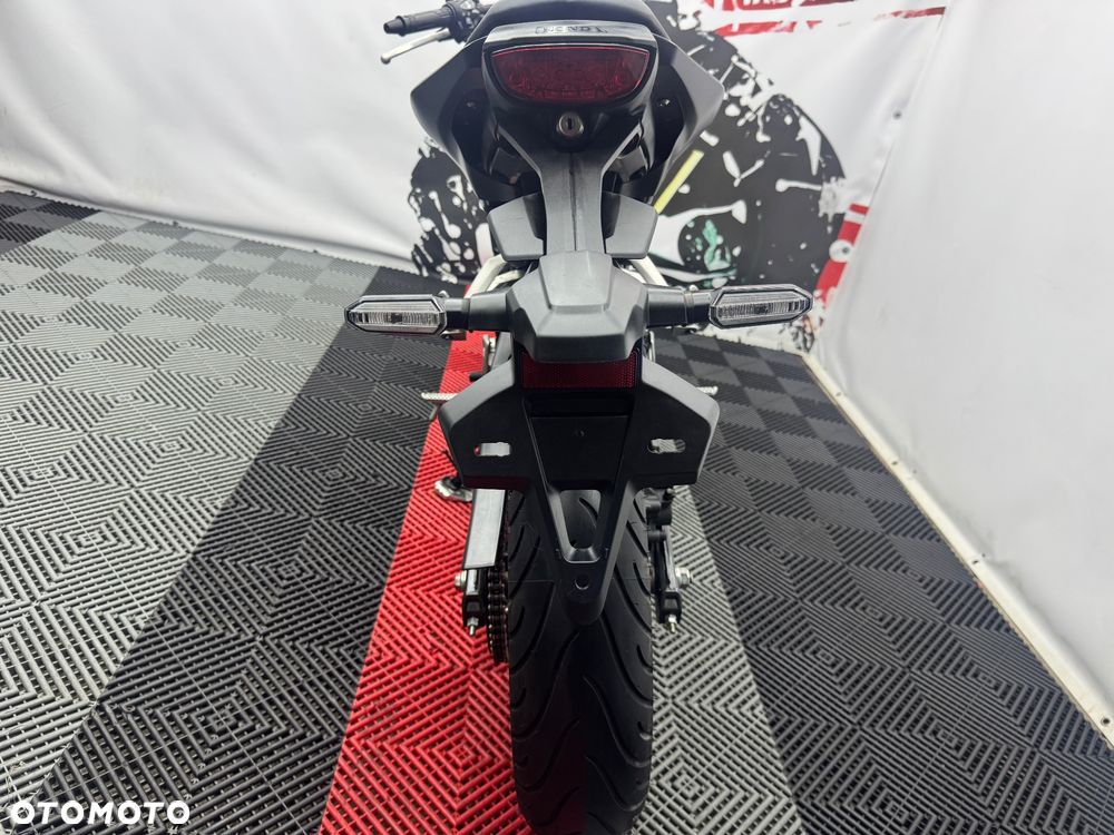 Honda CB - 19