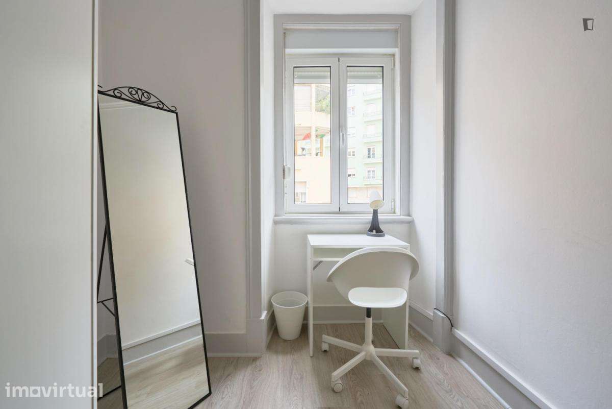 Quarto - localizado em Arroios Lisbon - Grande imagem: 4/60