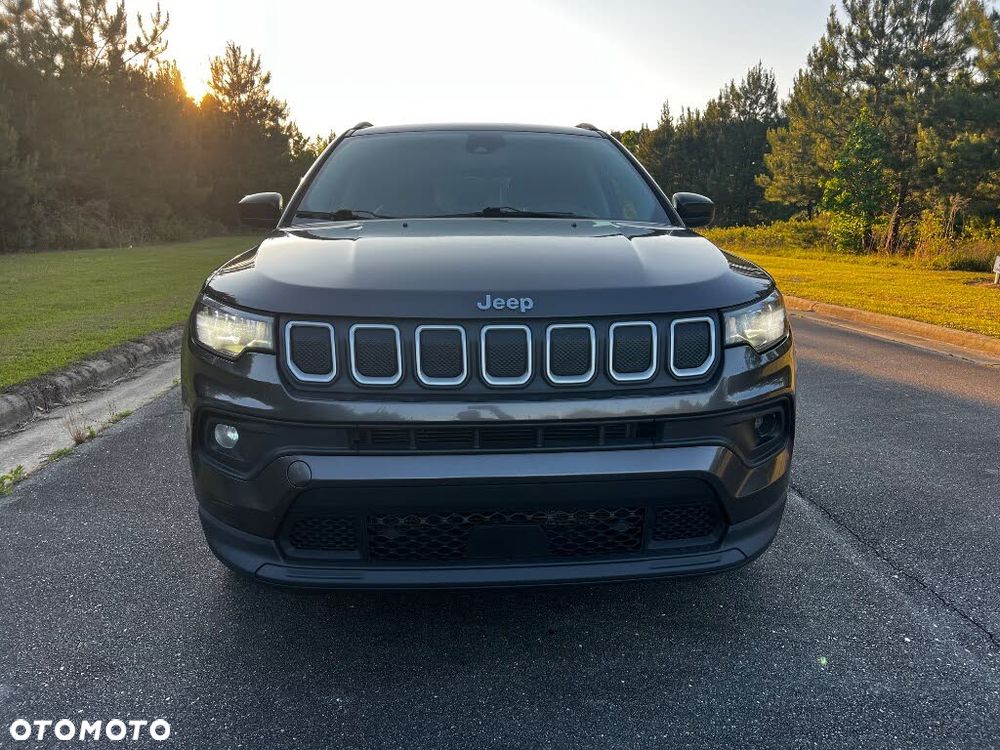 Jeep Compass - 4