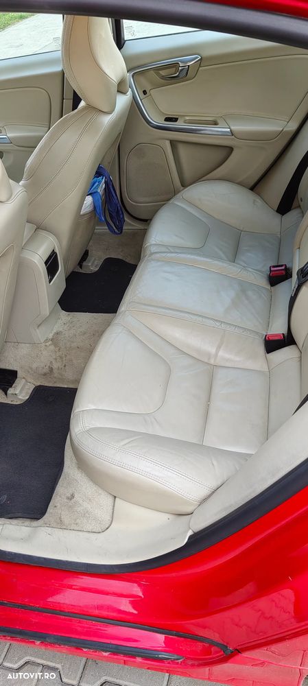 Volvo S60 D5 Start-Stop Basic - 24