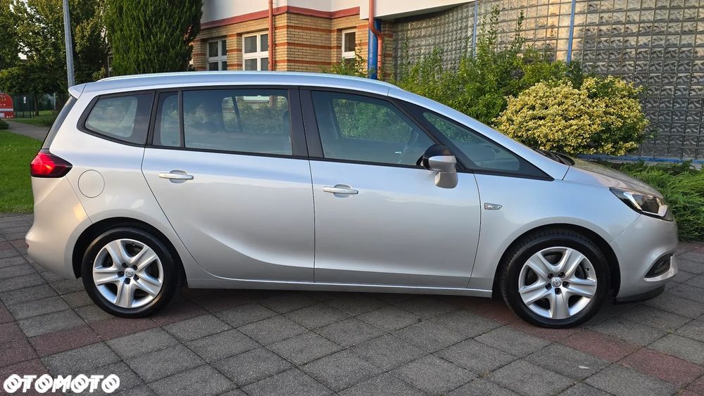 Opel Zafira - 8