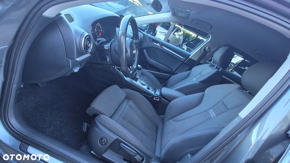 Audi A3 Sportback 2.0 TDI S line Sportpaket - 14