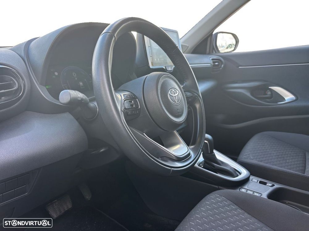 Toyota Yaris Cross 1.5 Hybrid Comfort Plus - 13