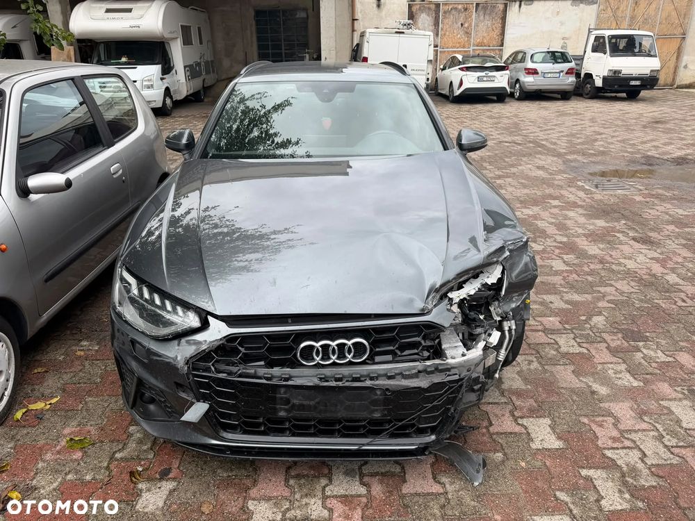 Audi A4 Avant - 4