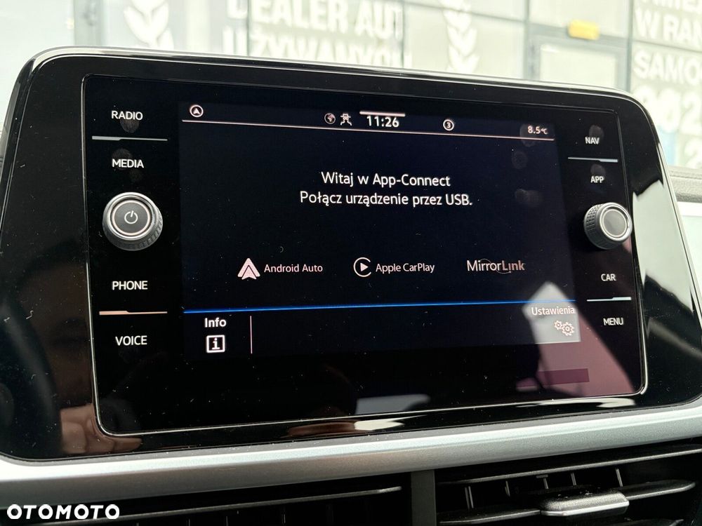 Volkswagen T-Roc 1.5 TSI Life - 27