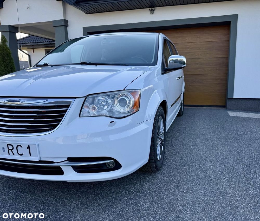 Chrysler Town & Country 3.6 Limited - 2