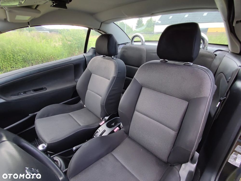 Peugeot 207 CC - 3