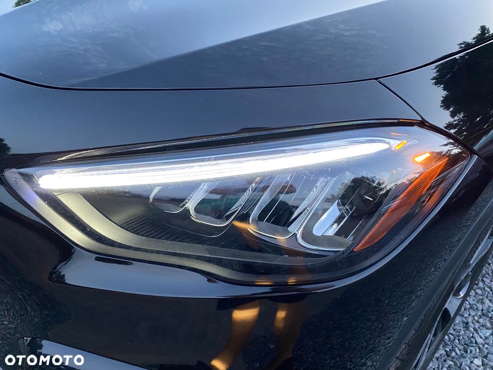 Mercedes-Benz GLA 250 - 32