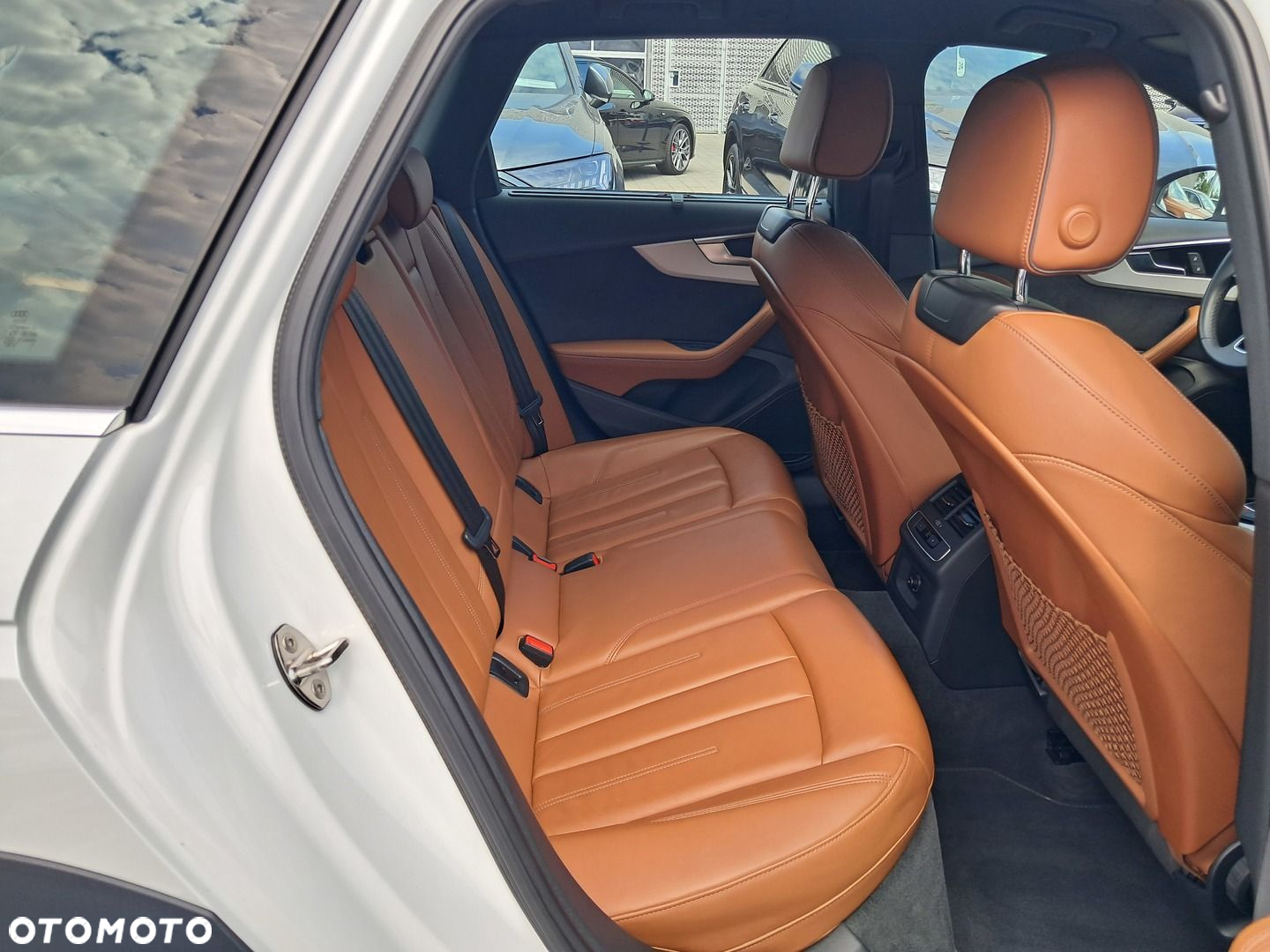 Audi A4 Allroad - 23