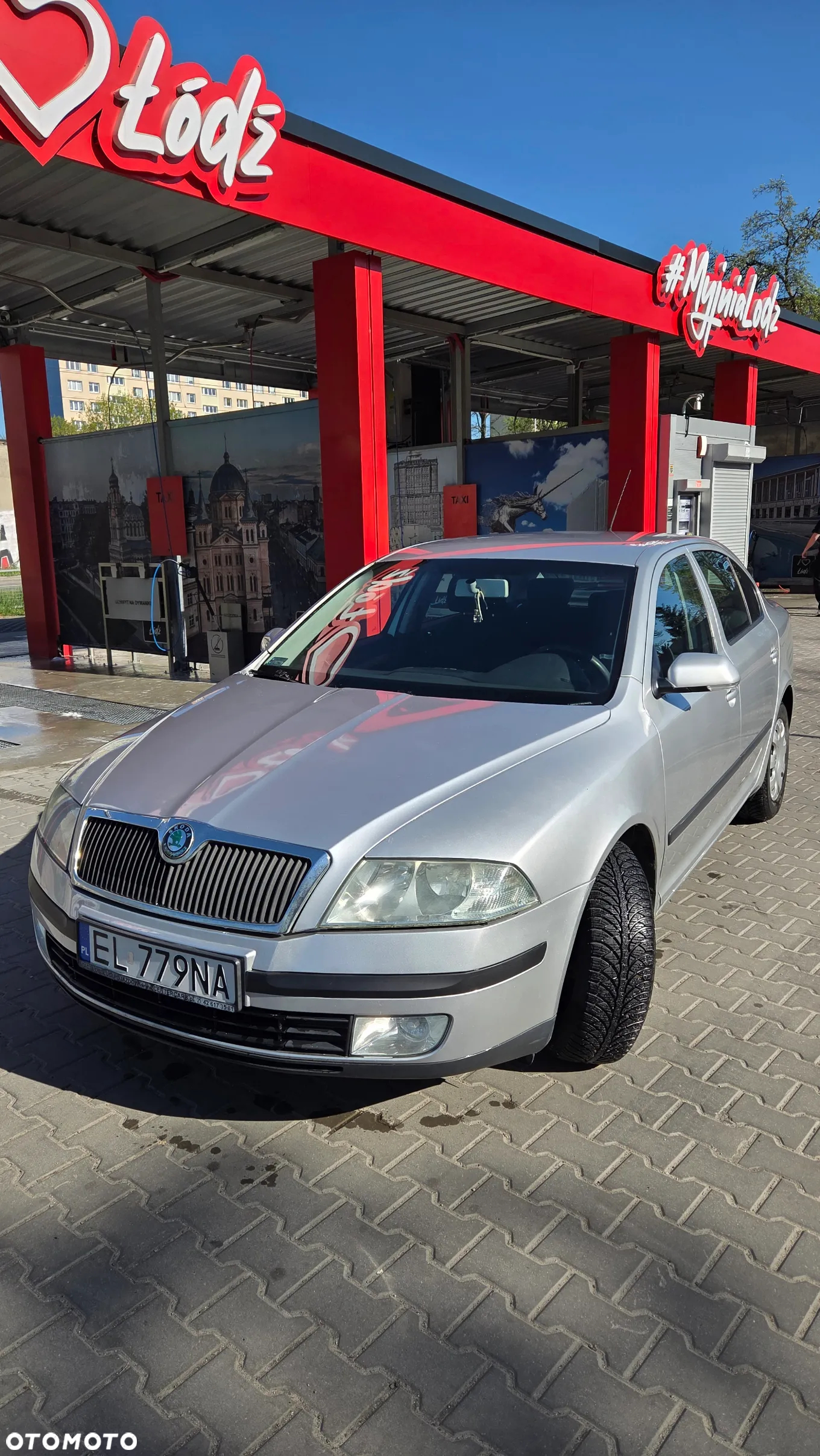 Skoda Octavia 1.6 FSI Ambiente - 2