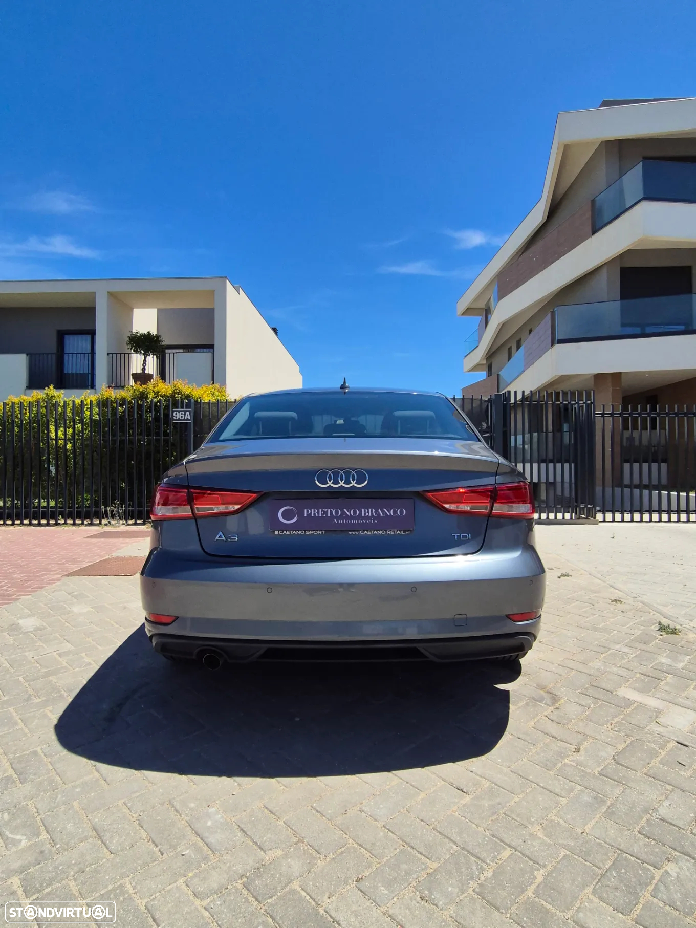 Audi A3 Limousine 1.6 TDI Design - 7