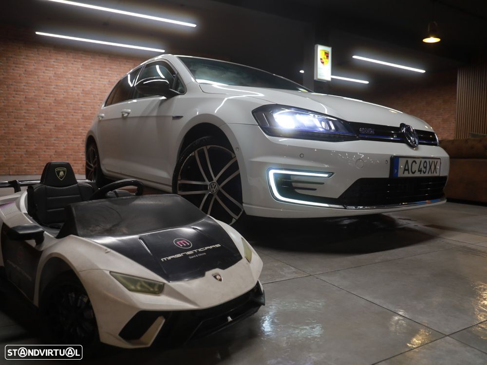 VW Golf 1.4 GTE Plug-In-Hybrid DSG - 33