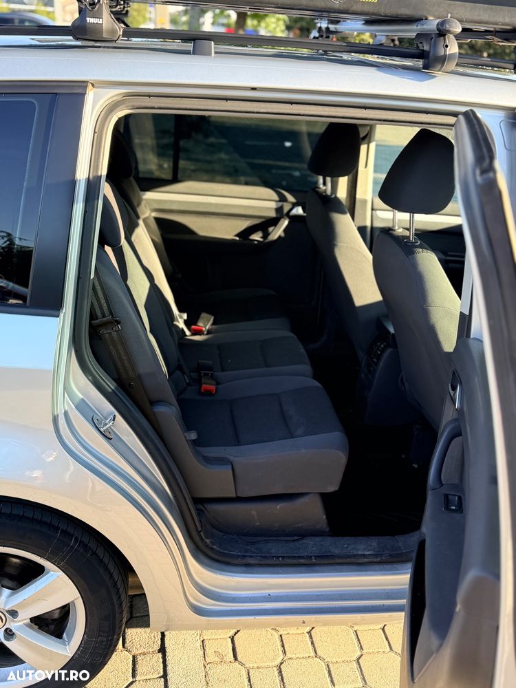 Volkswagen Touran 1.6 TDI DSG Trendline - 14