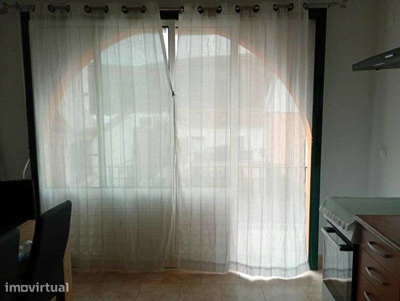 T1  bucelas aluga - Grande imagem: 2/12