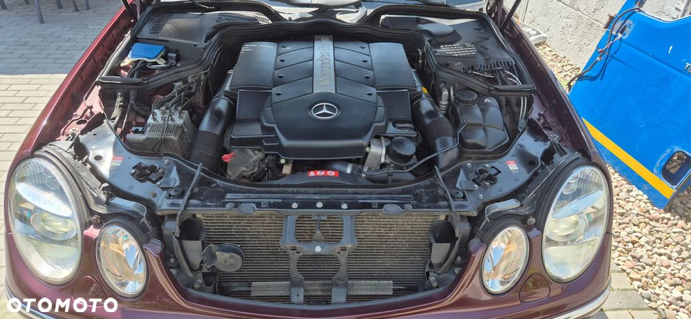 Mercedes-Benz Klasa E 500 4Matic Automatik Avantgarde - 25