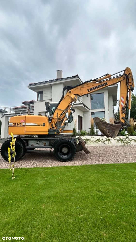 Liebherr 314 - 2