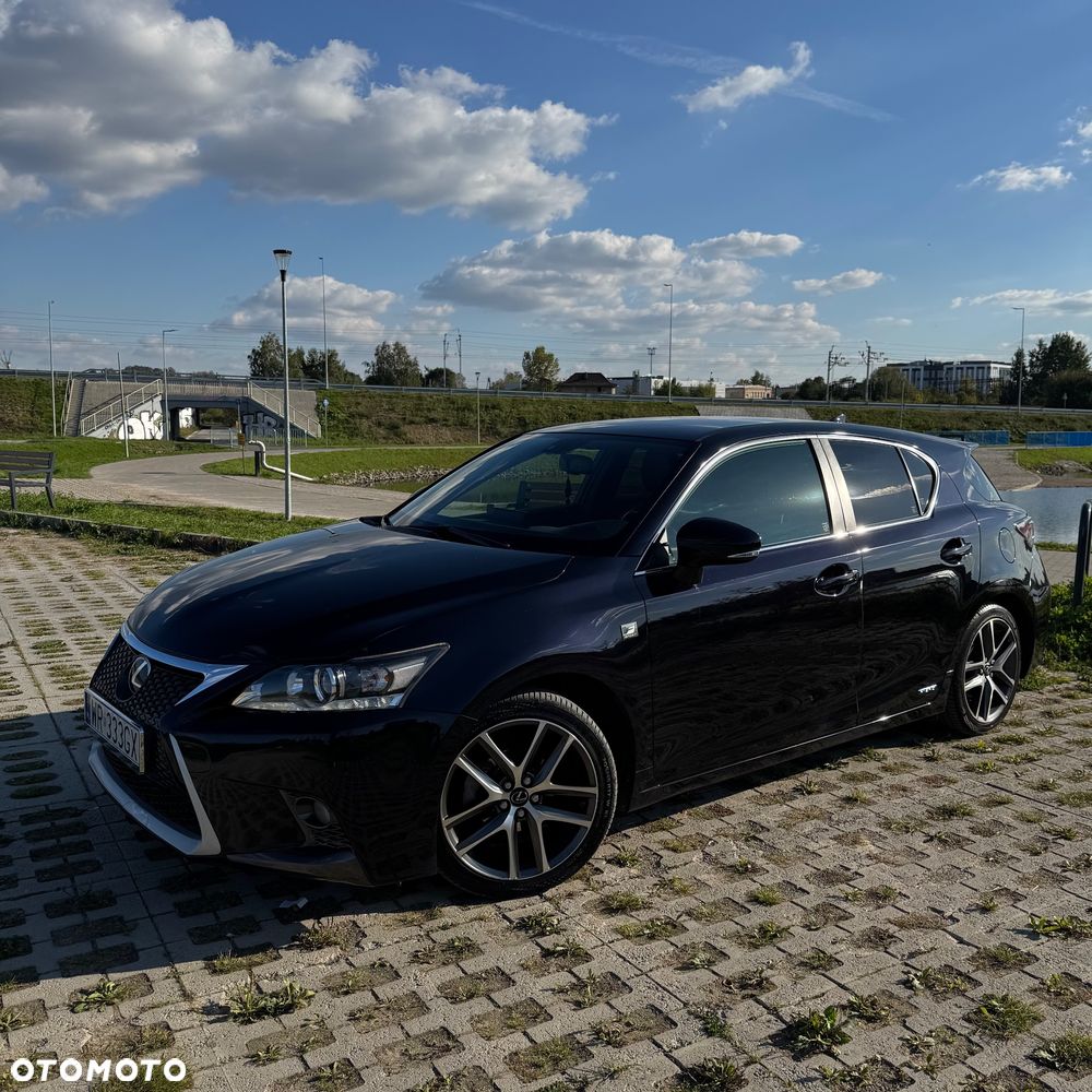 Lexus CT 200h F Sport - 8