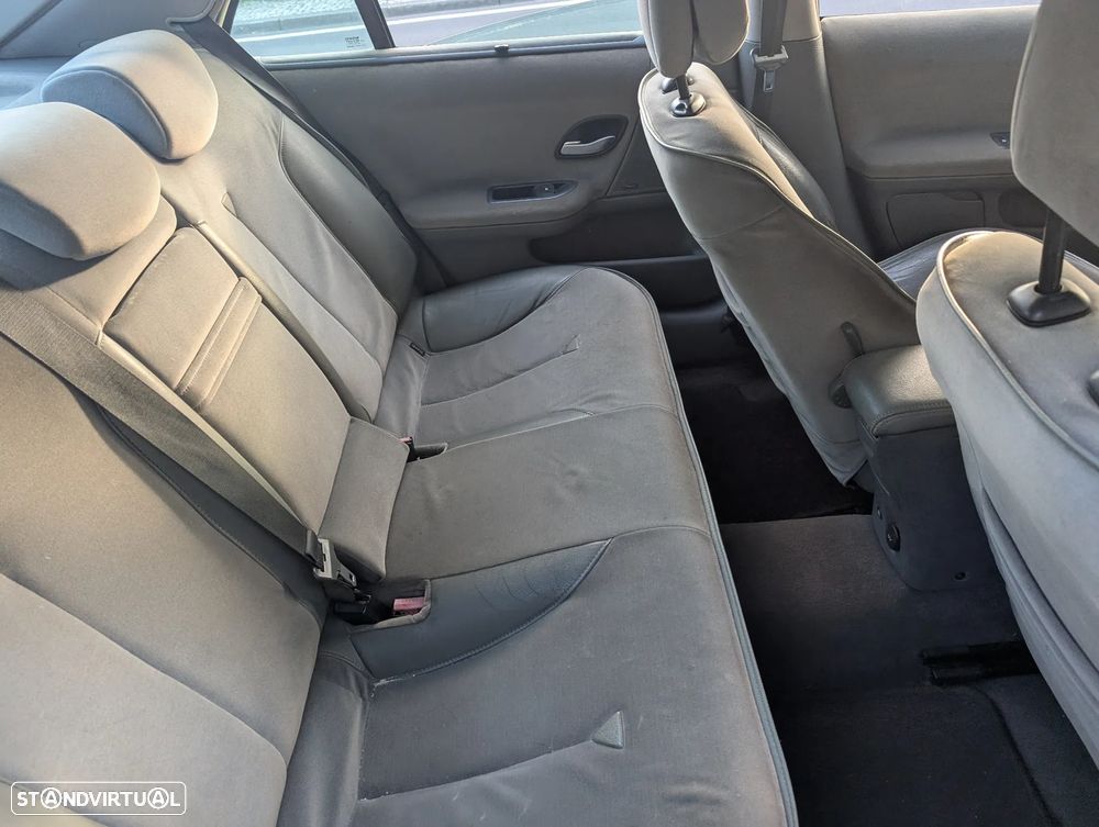 Renault Laguna 1.9 dCi Dynamique - 10