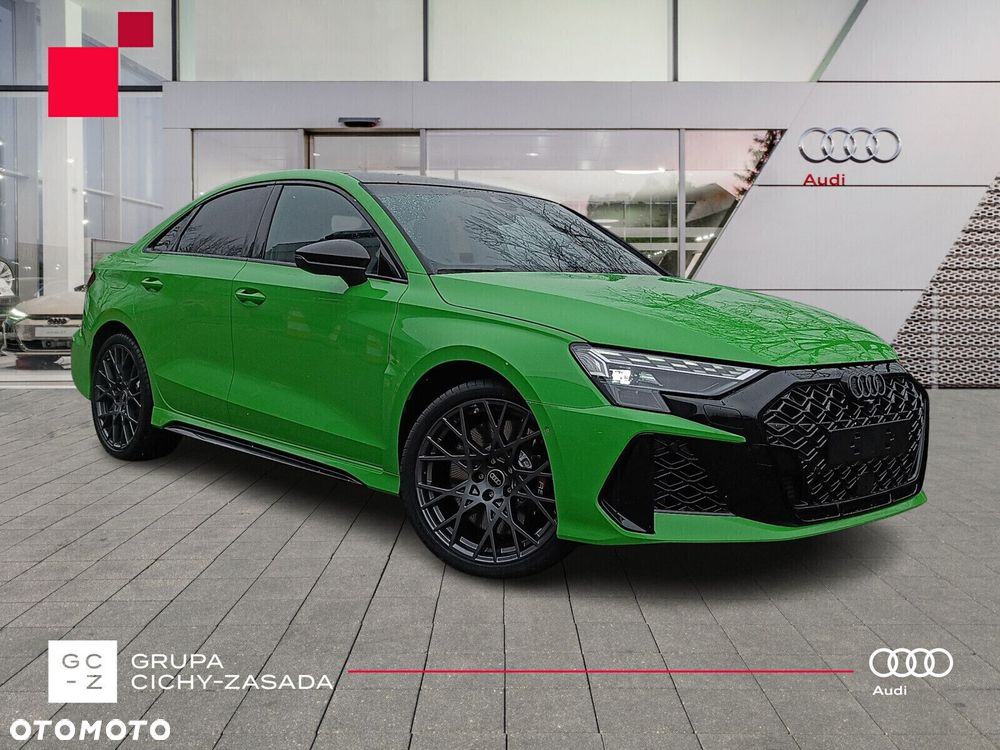 Audi RS3 Limousine - 8