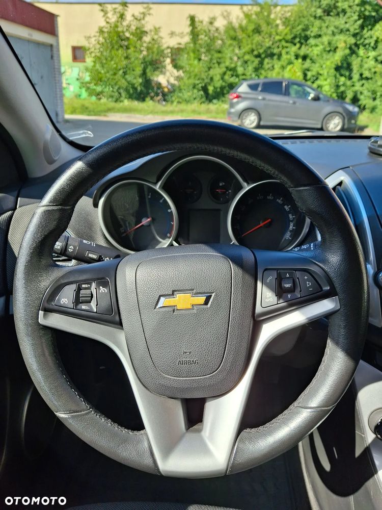 Chevrolet Cruze 1.4 T LT - 15
